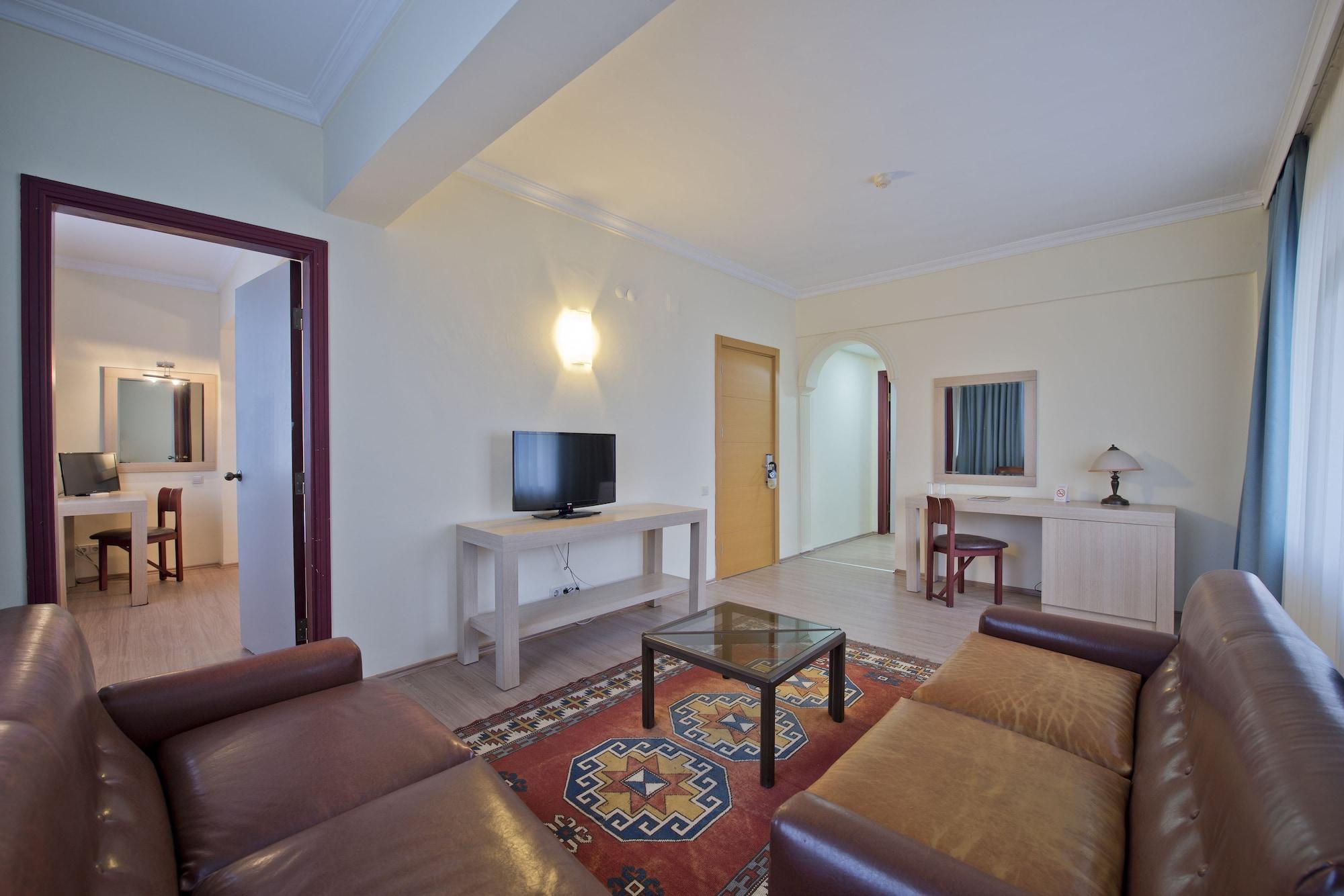 กรีดา ซิตี้ โฮเต็ล Hotel อันตัลยา ภายนอก รูปภาพ